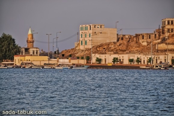 ميناء محافظة الوجه القديم ( عدسة محمد احمد الشريف )