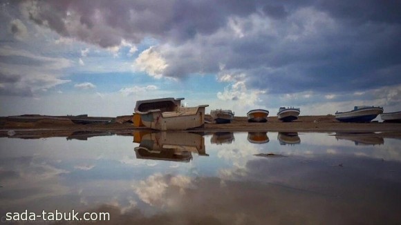 أجواء شاطئ "الوجه" بعد الأمطار - عدسة ( عمر السناني )
