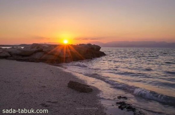 ‏شعاع الشمس على شواطئ الشيخ حميد - عدسة ( سراب شماليه )