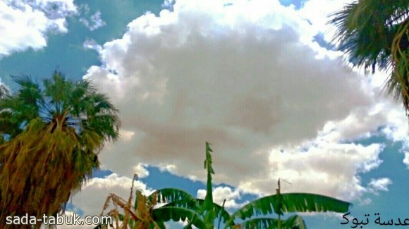 لقطة للمزن الركامية على سماء تبوك اليوم الخميس ( عدسة تبوك )