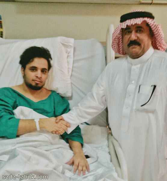 الشيخ بن نابت يطمئن على صحة الخمعلي بعد إصابته في الحد الجنوبي