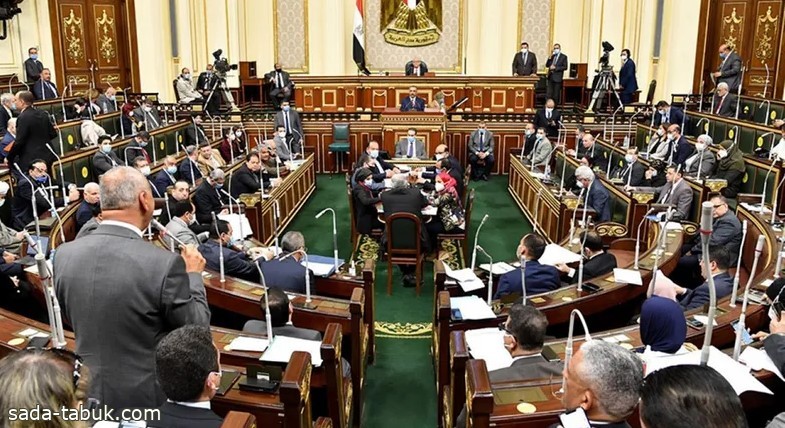 النواب المصري يوافق على تعديل يشمل 13 حقيبة وزارية