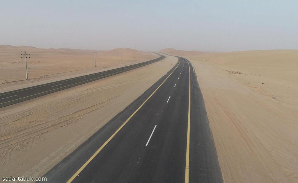 النقل والخدمات اللوجستية تواصل تنفيذ مشروع ازدواج طريق الرياض - الرين - بيشة