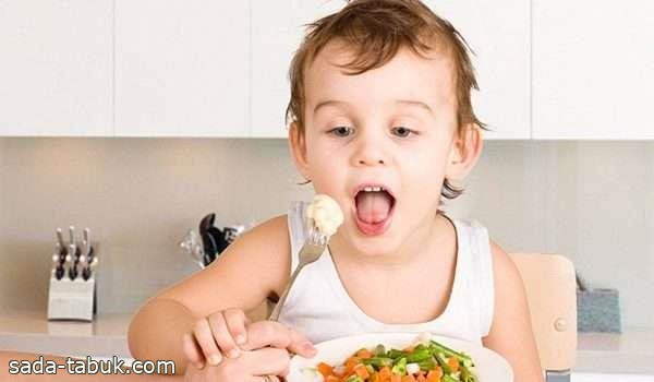 "فهد الطبية" تنصح بهذه الطرق للتعامل مع مزاجية الطفل في الأكل
