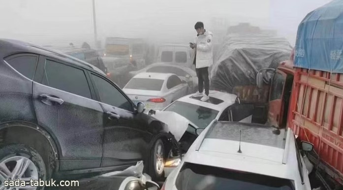بسبب الضباب.. اصطدام 200 سيارة على أحد الطرق في الصين