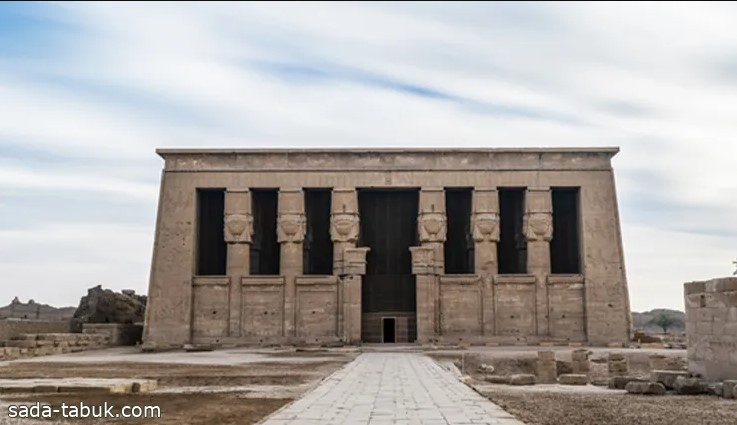 ماسك يشعل "تويتر".. تغريدة عن معبد قديم في مصر