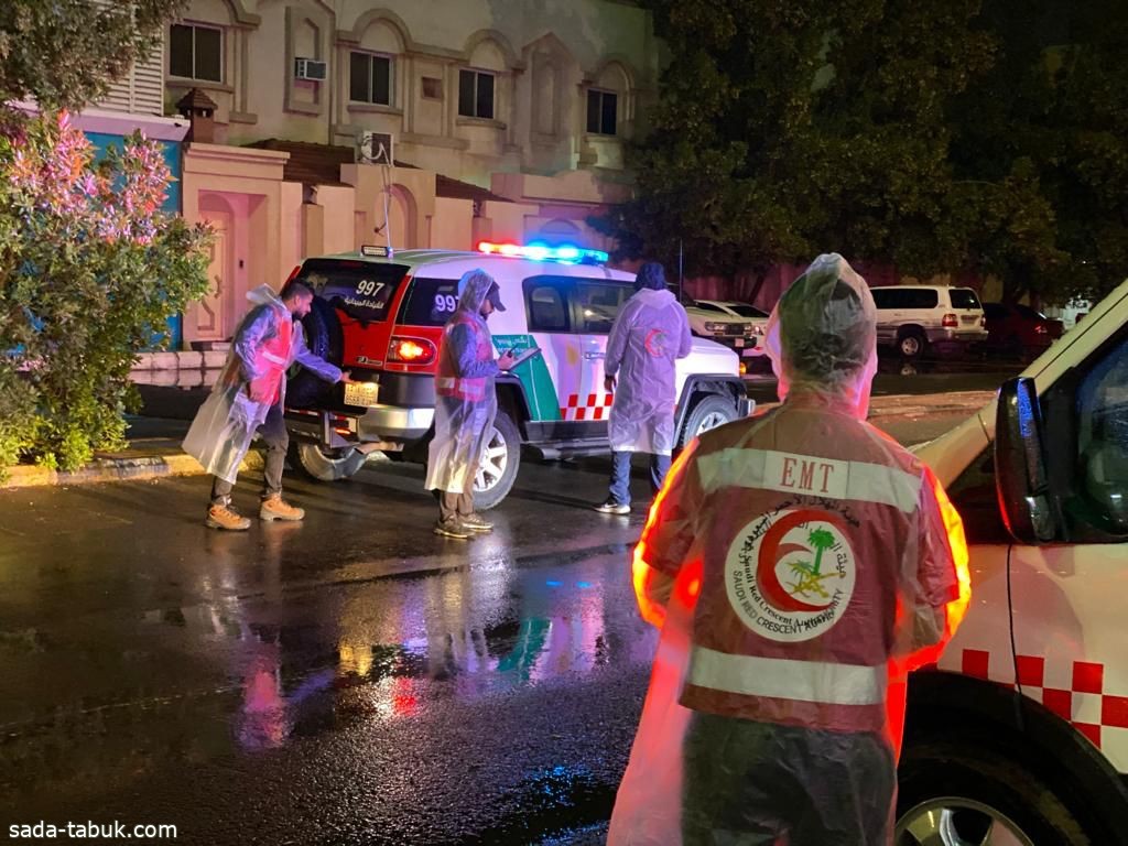 هيئة الهلال الأحمر السعودي بمنطقة تبوك تواصل استعداداتها للتقلبات الجوية