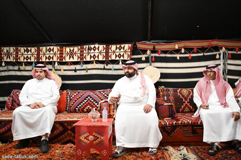 الأميرِ محمد بن عبدالعزيز يتفقَّد عدداً من مقارِّ فعاليات مهرجان " شتاء جازان 23"