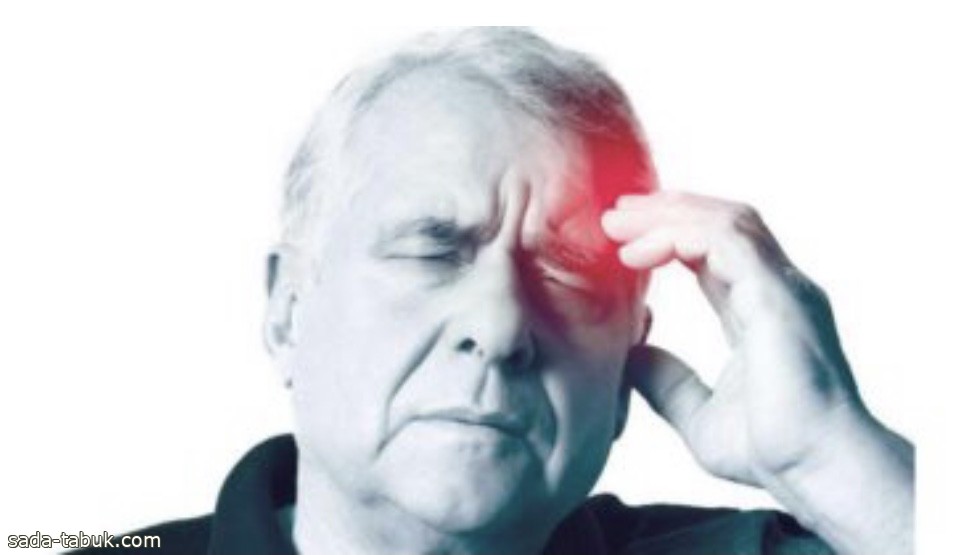 الصداع الشديد بدون سبب قد يكون أحد أعراض السكتة الدماغية