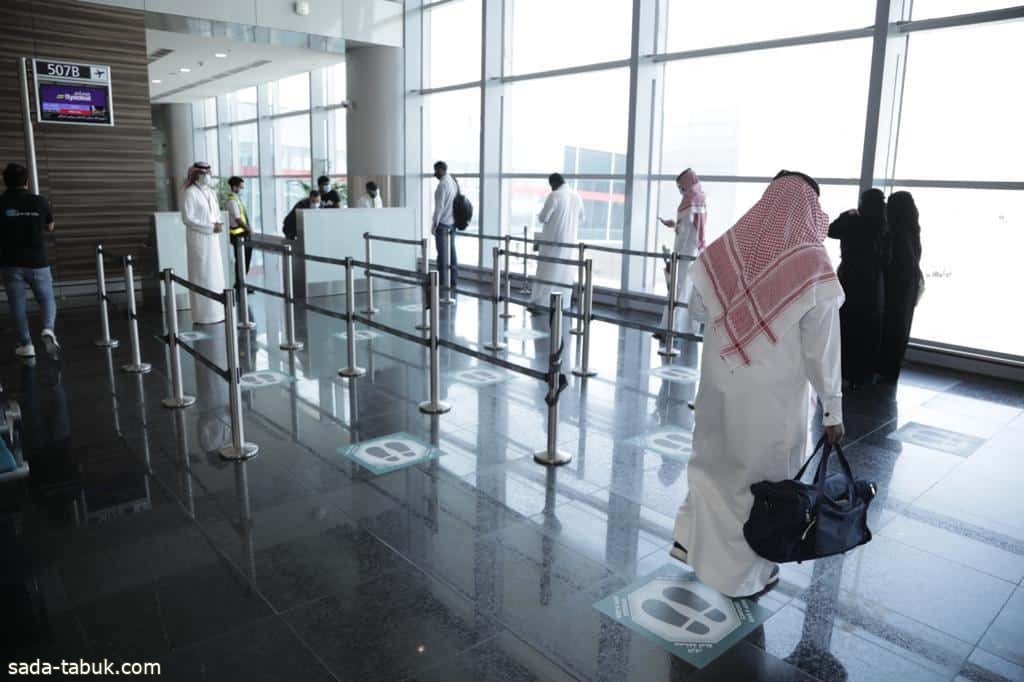 مطار الملك خالد يحذر من ازدحام الطرق: احضروا قبل موعد الرحلة بوقت كاف