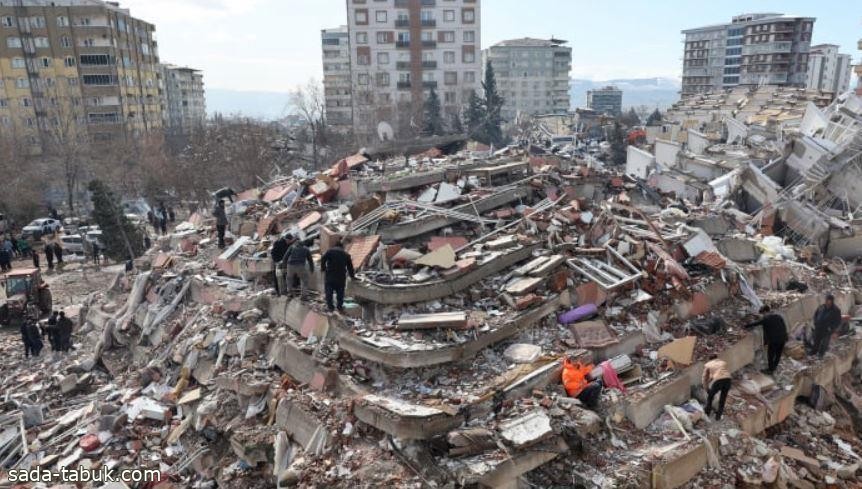 ارتفاع حصيلة ضحايا زلزال تركيا وسوريا لأكثر من 15 ألف قتـيـل