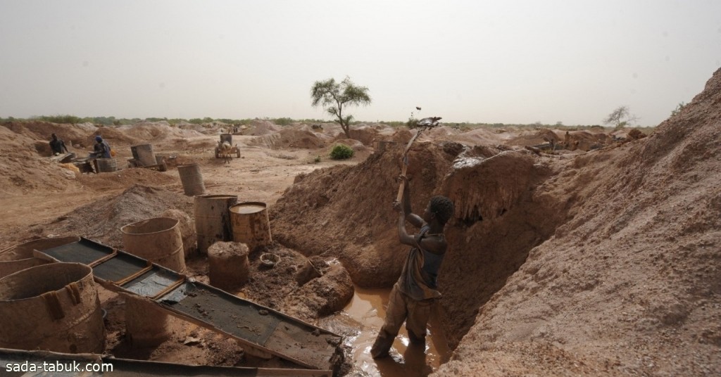 مقتل 10 أشخاص في انهيار منجم ذهب غربي بوركينا فاسو