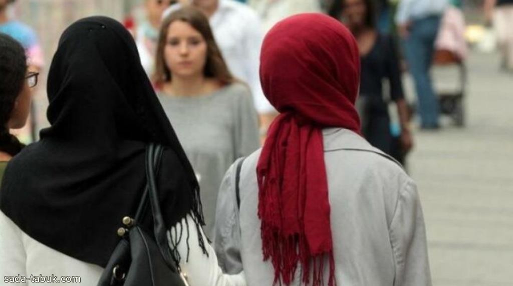 بحكم قضائي نهائي.. جمهورية المانيا الاتحادية تسمح للمعلمات المسلمات بارتداء الحجاب في مدارس العاصمة "برلين"