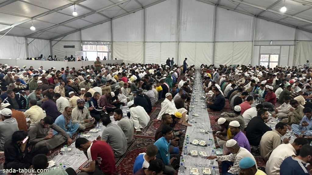 بر المدينة توزع مليون وجبه ساخنه لإفطار الصائمين في رمضان
