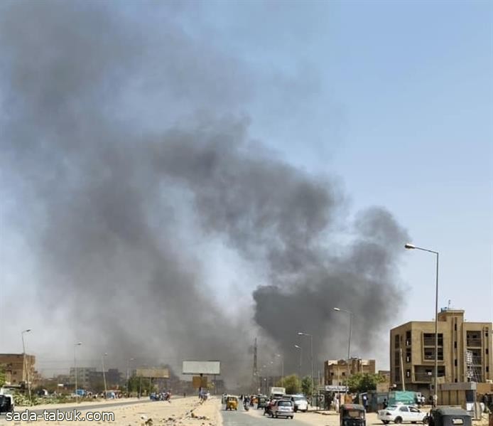 اشتباكات بين الجيش السوداني و"الدعم السريع" بالخرطوم.. وتوقف حركة الطيران