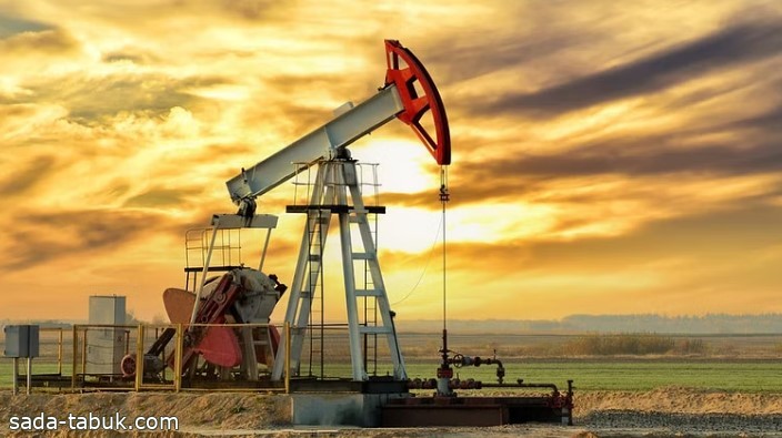 أسعار النفط تتجه نحو تسجيل أفضل أداء أسبوعي في شهر