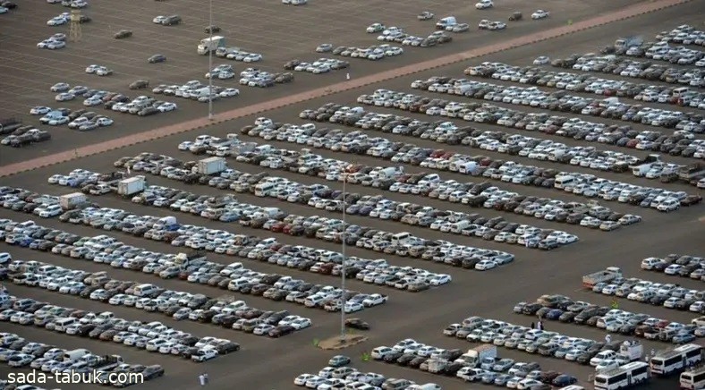 تهيئة 50 ألف موقف سيارة في مداخل مكة استعداداً للحج