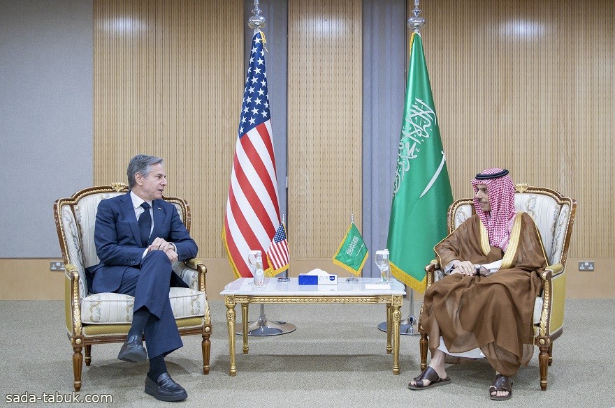 الخارجية السعودية : وزير الخارجية ناقش مع بلينكن تعزيز التعاون الثنائي في مختلف المجالات