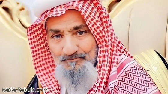 بالفيديو .. أكبر عريس سعودي يوجه نصائح للعزاب أثناء قضائه "شهر العسل"