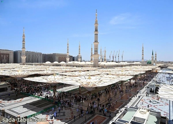 5 وسائل لوقاية المصلين والزائرين من وهج أشعة الشمس في المسجد النبوي والساحات