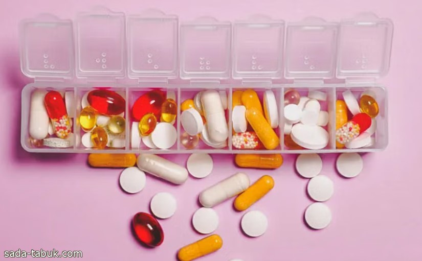 هل كنتَ تتناول الفيتامينات بشكل خاطئ؟.. اختصاصية توضح "التوقيت والطريقة المناسبة"