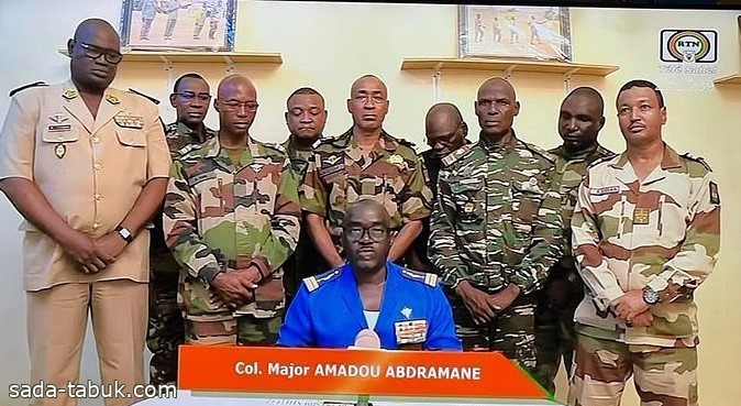 جيش النيجر يعلن ولاءه لقادة الانقلاب العسكري