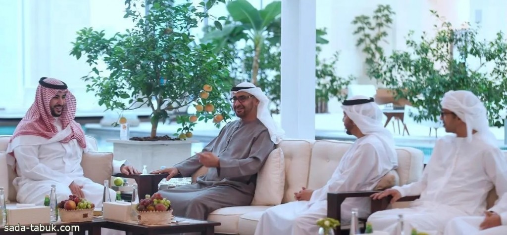 الأمير خالد بن سلمان يقدم التعازي للرئيس الإماراتي في وفاة الشيخ سعيد بن زايد آل نهيان