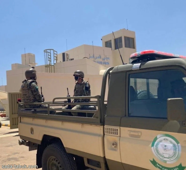 الأفواج الأمنية بجازان تقبض على مخالف لنظام أمن الحدود لتهريبه مواد مخدرة