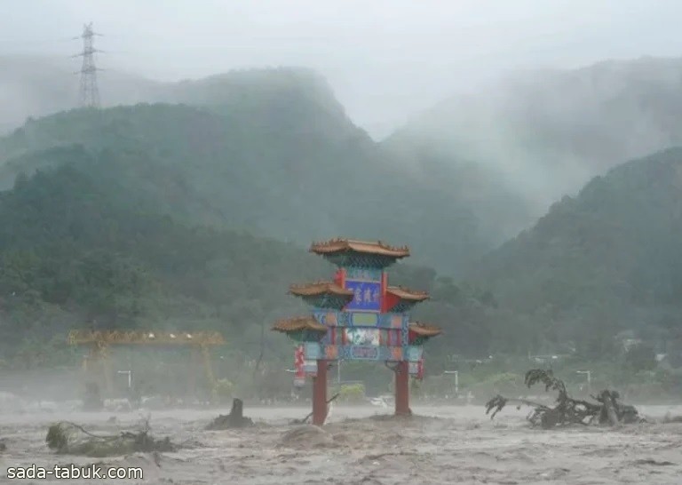 بالفيديو .. ارتفاع حصيلة ضحايا الأمطار في بكين إلى 38 وفاة وفقدان 18 شخصا