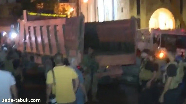 اشتباكات بعد انقلاب شاحنة تابعة لحزب الله.. ومقتل اثنين في لبنان