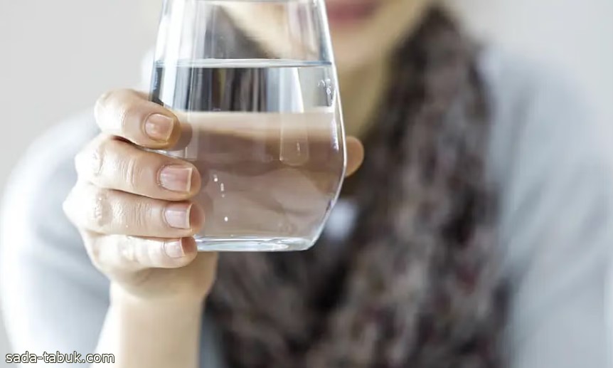 بينها "شرب الماء".. 4 سلوكيات تنبّه لها "الصحة" للحصول على حياة أفضل