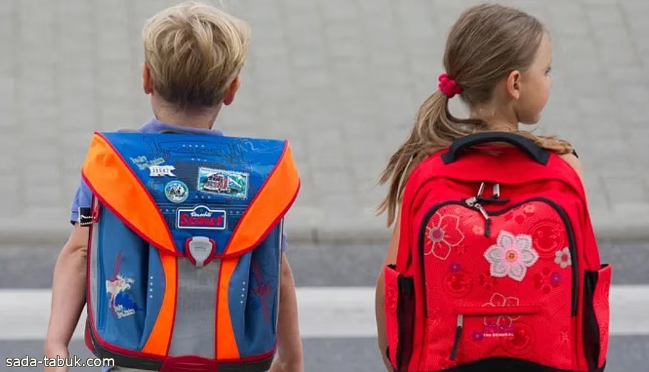 كيف تختار الحقيبة المدرسية لطفلك؟.. 4 نصائح تهديها "الصحة" للآباء