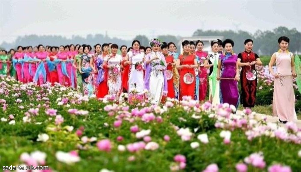 الصين: «مكافأة» للأزواج إذا كان عمر العروس أقل من 25 عاماً