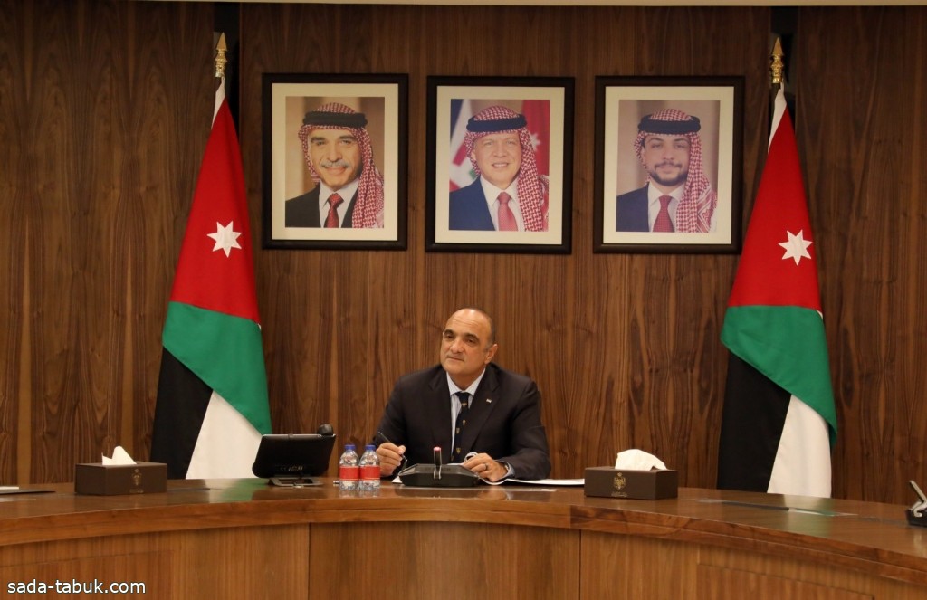 رئيس الوزراء الأردني يوجه بالتفاوض مع صندوق النقد الدولي على برنامج جديد للإصلاح الاقتصادي