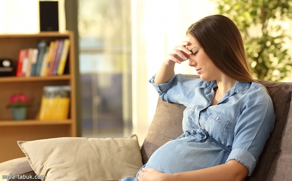 استشارية توضح أسباب وعلاج الشعور بـ الدوخة أثناء الحمل