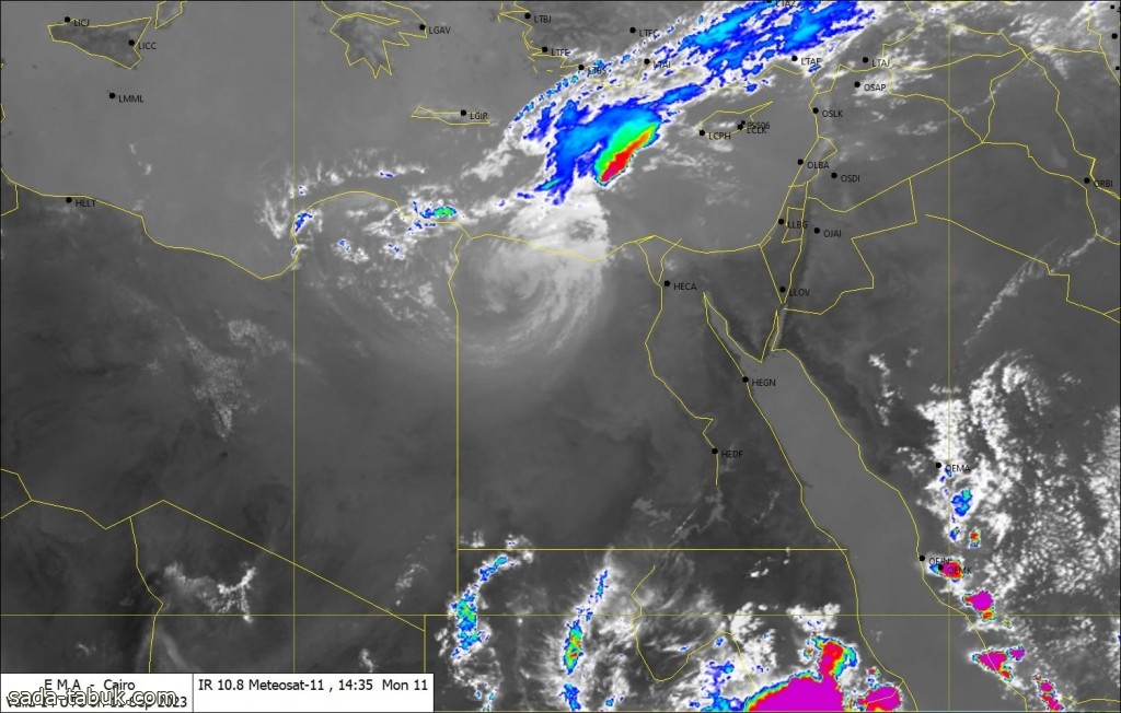 الإعصار وصل مصر وحجب السماء.. الأقمار حددت المدن المتأثرة