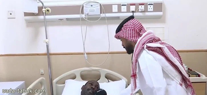 بالفيديو .. فريق طبي بمستشفى الملك فهد ينقذ معتمرا سودانيا من بتر ساقه