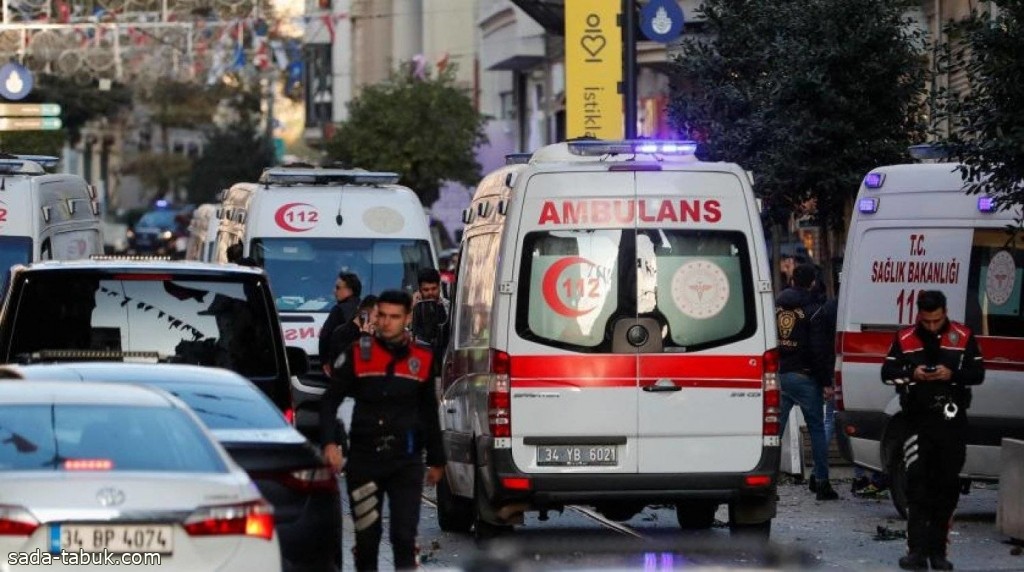 تركيا : مقتل 6 أشخاص وإصابة العشرات بعد سقوط حافلة في حفرة