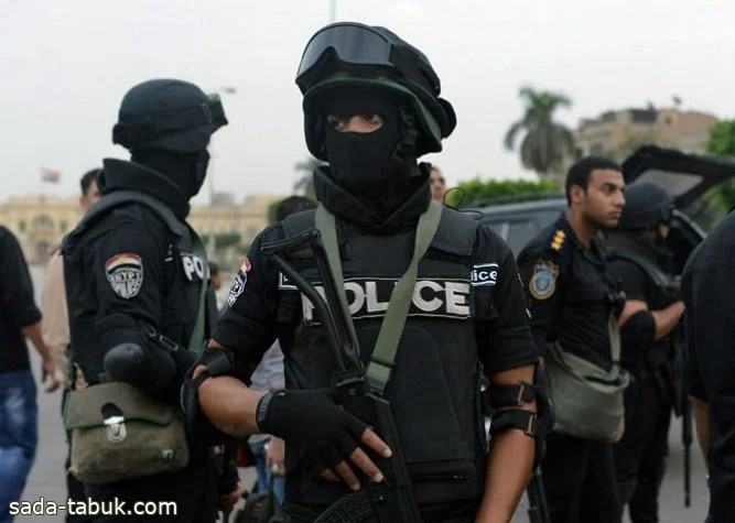 مصدر أمني مصري : مقتل 2 من فوج سياحي إسرائيلي في إطلاق نار بمنطقة المنشية بالأسكندرية