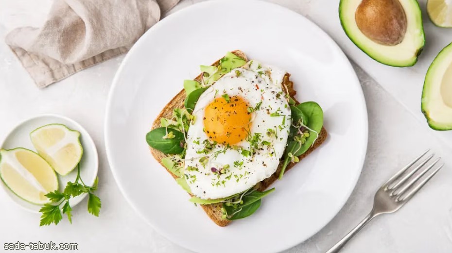 يقلل خطر الإصابة بأمراض القلب.. 9 فوائد مذهلة لتناول البيض في الصباح
