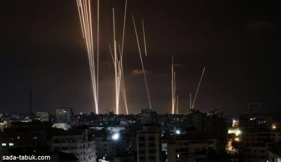 انطلاق رشقات صاروخية جديدة من قطاع غزة تجاه إسرائيل