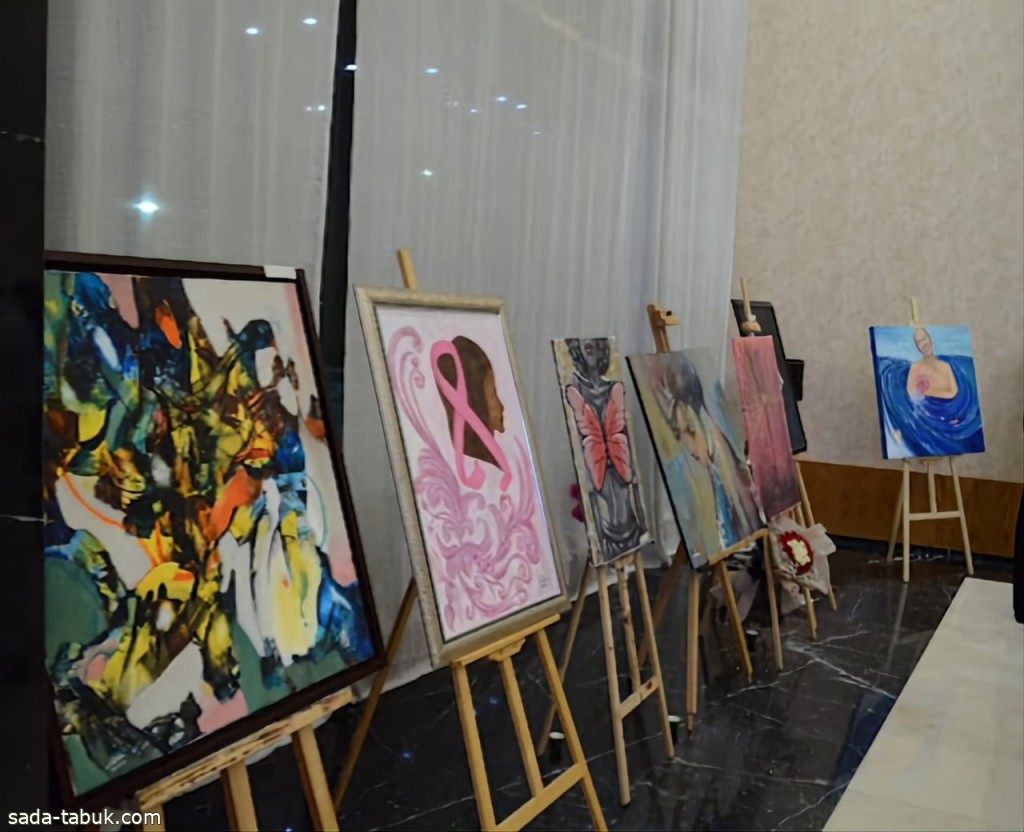 معرض جاليري مداد فن يبهر زوار مبادرة   "نحن معاك" للتوعية بسرطان الثدي