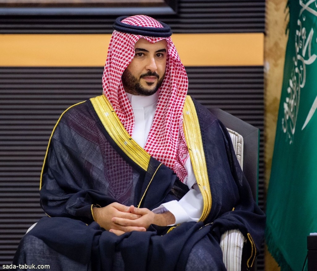 وزيرا دفاع السعودية وبريطانيا يبحثان تهدئة الأوضاع الإقليمية والدولية