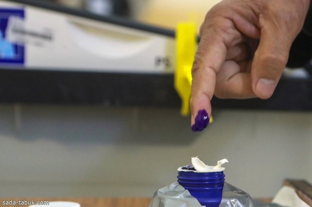 العراق : بدء التصويت في أول انتخابات لمجالس المحافظات منذ 10 سنوات