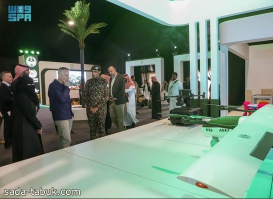 السفير الأمريكي لدى المملكة يزور معرض وزارة الداخلية (واحة الأمن) في مهرجان الملك عبدالعزيز للإبل