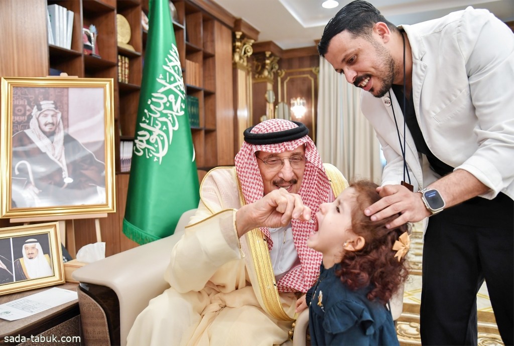 سمو أمير جازان يدشن حملة تطعيم ضد "شلل الأطفال "بالمنطقة