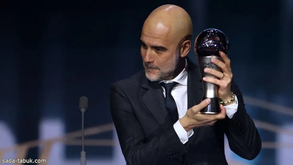 غوارديولا يفوز بجائزة أفضل مدرب في العالم