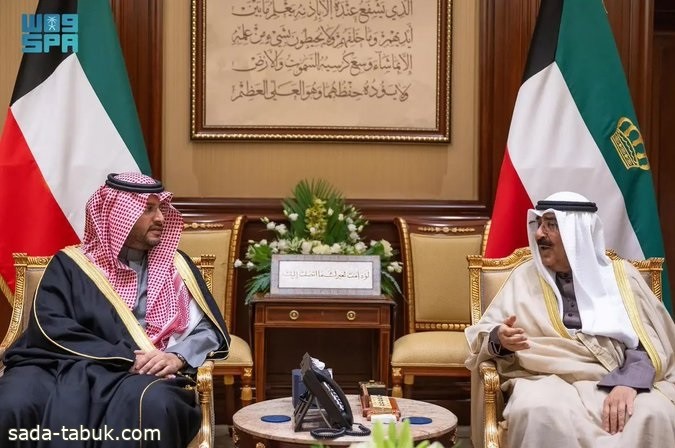 أمير الكويت يستقبل الأمير تركي بن محمد بن فهد ويستعرضان العلاقات الأخوية بين البلدين