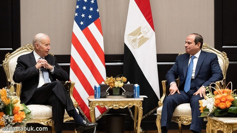 الرئيس المصري لـ نظيره الأميركي : عملية إدخال المساعدات إلى غزة تقابل تحديات وصعوبات يجب تذليلها