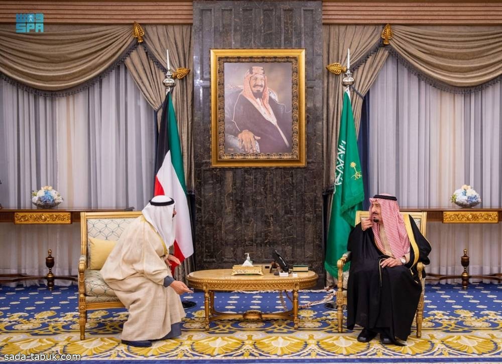 خادم الحرمين وأمير الكويت يستعرضان العلاقات الوثيقة